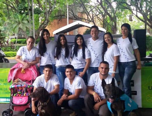 Adiestramiento Canino Huellas Bogota