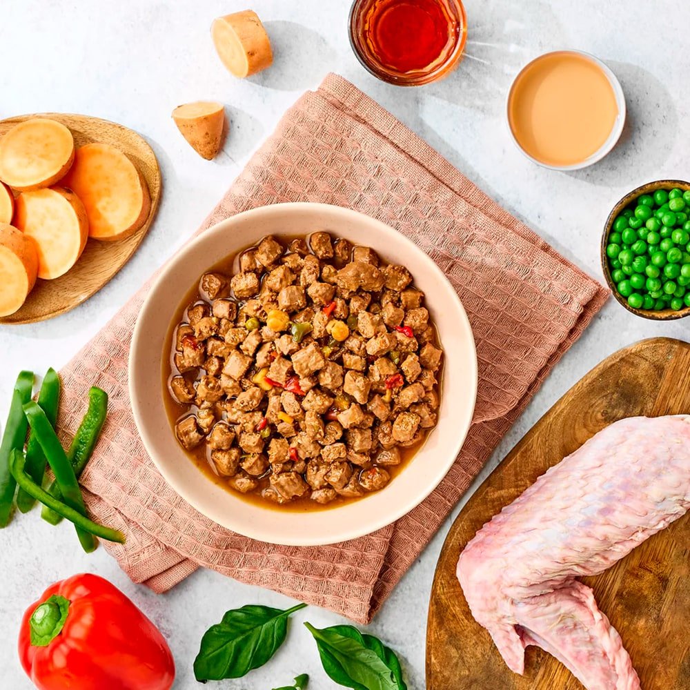 Naturo Adulto Pavo en Salsa de Hierbas Perro (Pouch 100 g) 2 Naturo Adulto Pavo en Salsa de Hierbas Perro (Pouch 100 g), vista lateral del empaque