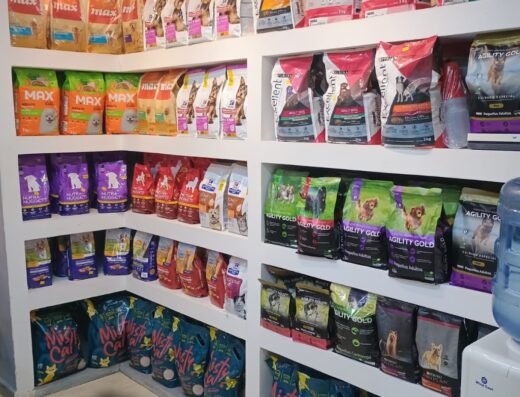 CLINICA VETERINARIA DOCTOR-PETS / 24 HRS