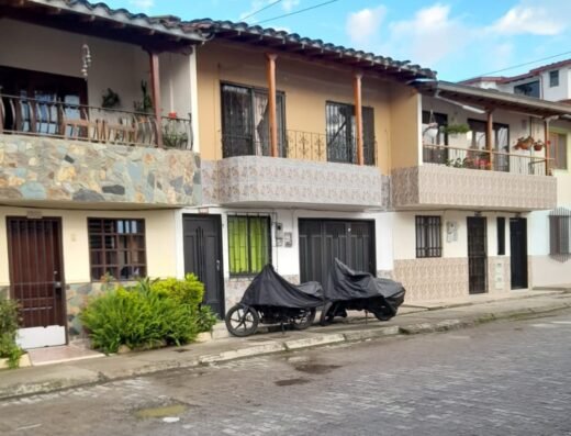 Estetica canina y felina Colitas felices la ceja