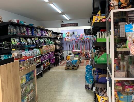 Olfateando Tienda Para Mascotas